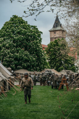 Členové klubů vojenské historie po tři dny žijí jako vojáci v roce 1945