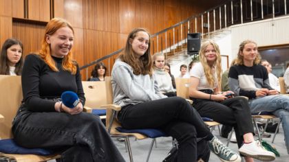 Setkání rodin osvoboditelů se studenty provázely emoce