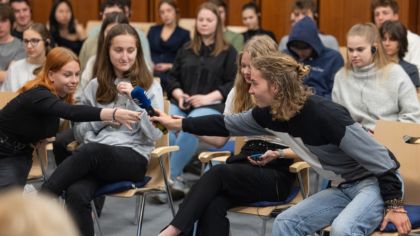 Setkání rodin osvoboditelů se studenty provázely emoce