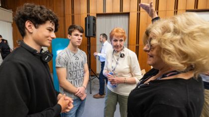 Setkání rodin osvoboditelů se studenty provázely emoce