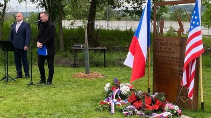 V Bdeněvsi uctili památku vojína 16. obrněné divize