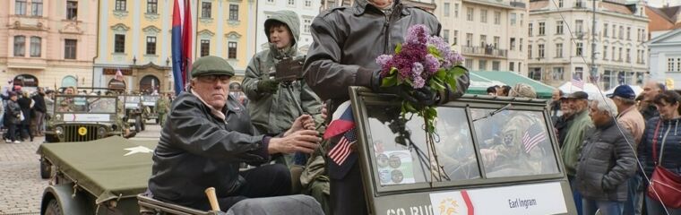 Dnes by tomu bylo 102 let, co se narodil veterán, osvoboditel města Plzně a jihozápadních Čech, příslušník slavné 2. pěší divize, PAN plukovník Earl Ingram